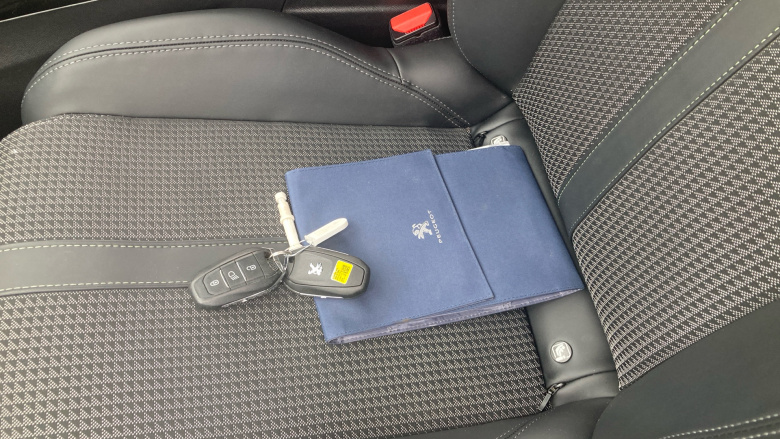 Peugeot 208 1.2 PureTech 100 GT 5dr Petrol Hatchback